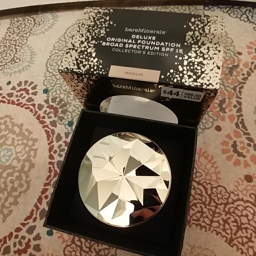 ✨Deluxe Bareminerals!✨